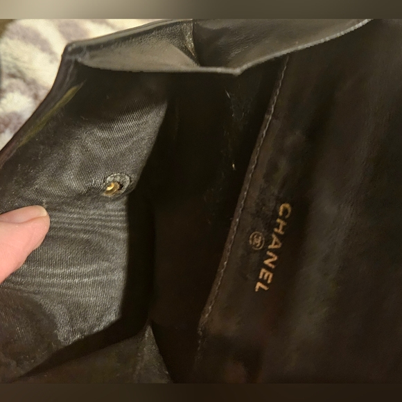 CHANEL Dbl snap compact wallet - Picture 11 of 12